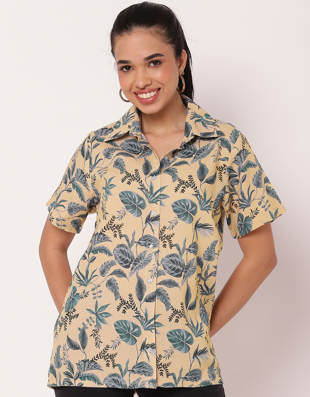 Short Sleeve Collar Printed  Women's Casual Shirt