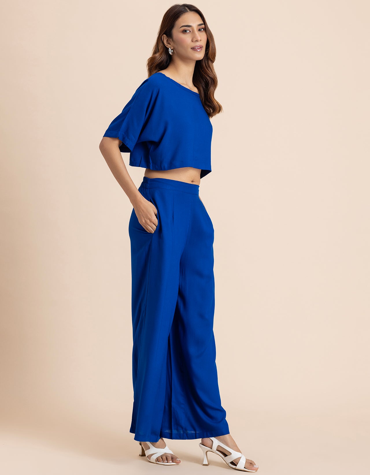 Round-Neck 2 Pcs Co-Ord Set Crop Top With Flared Palazzo Pants