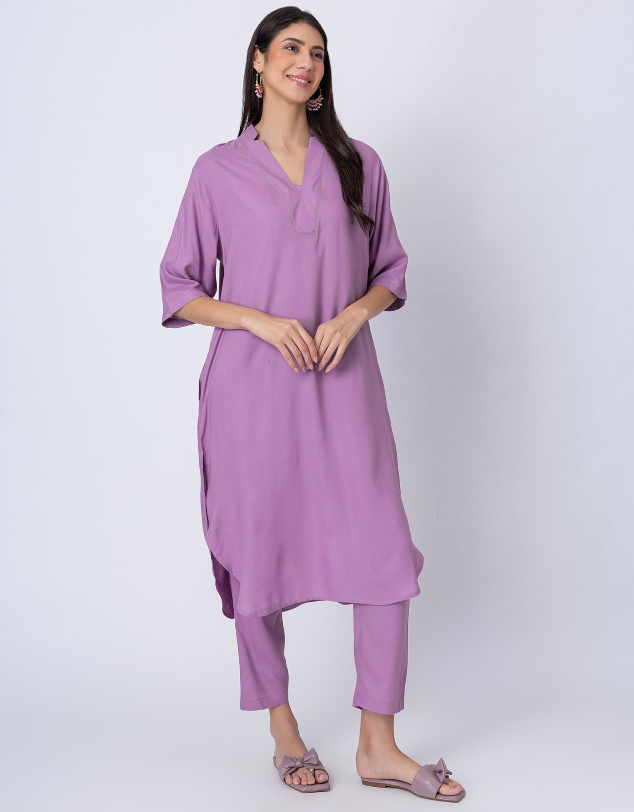 Soft and Comfy Loosefit Kurta and Pants Set For Women's