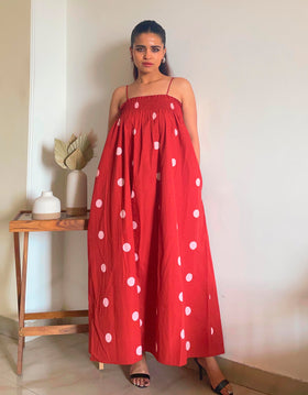 modern maxi dress with pockets