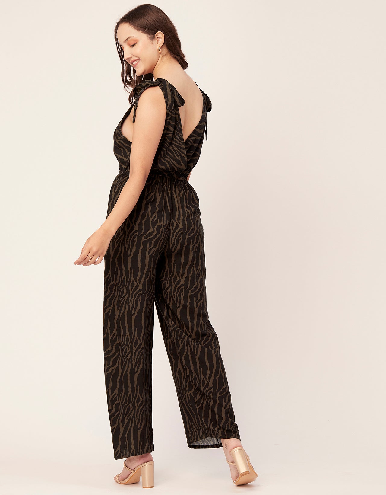 Sleeveless Tie-Up V-Neck Romper