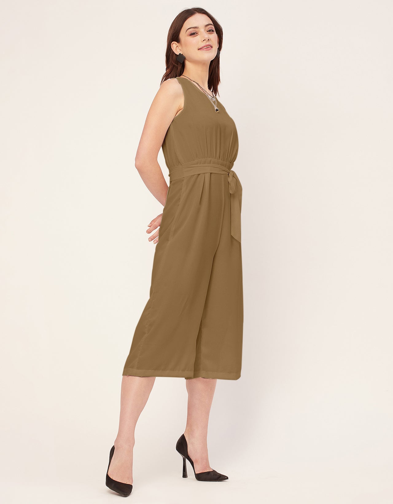 Elegant Solid Georgette Sleeveless quarter sleeve Jumpsuit