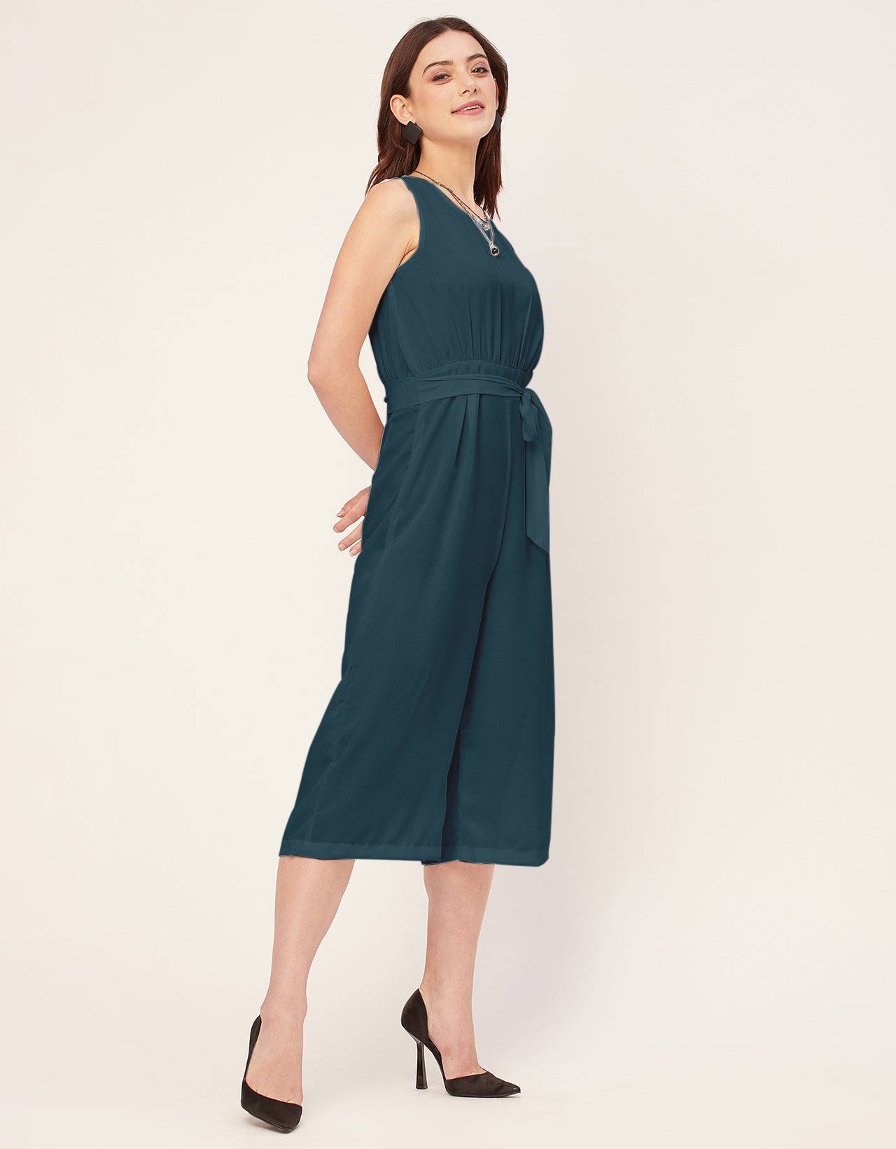 Elegant Solid Georgette Sleeveless quarter sleeve Jumpsuit