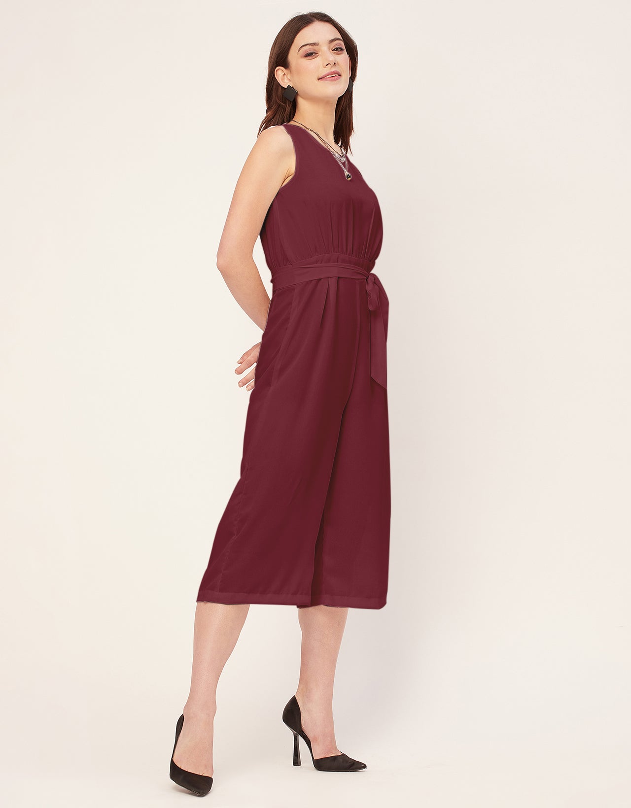 Elegant Solid Georgette Sleeveless quarter sleeve Jumpsuit