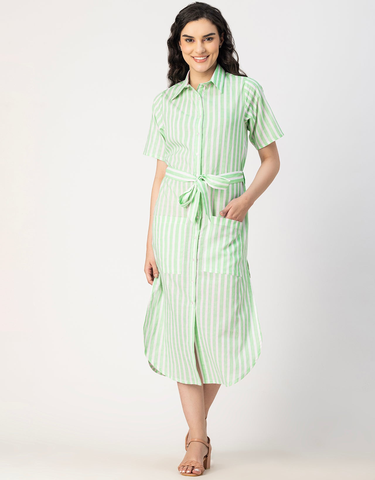 Short Sleeve Spread Collar Cotton Dress