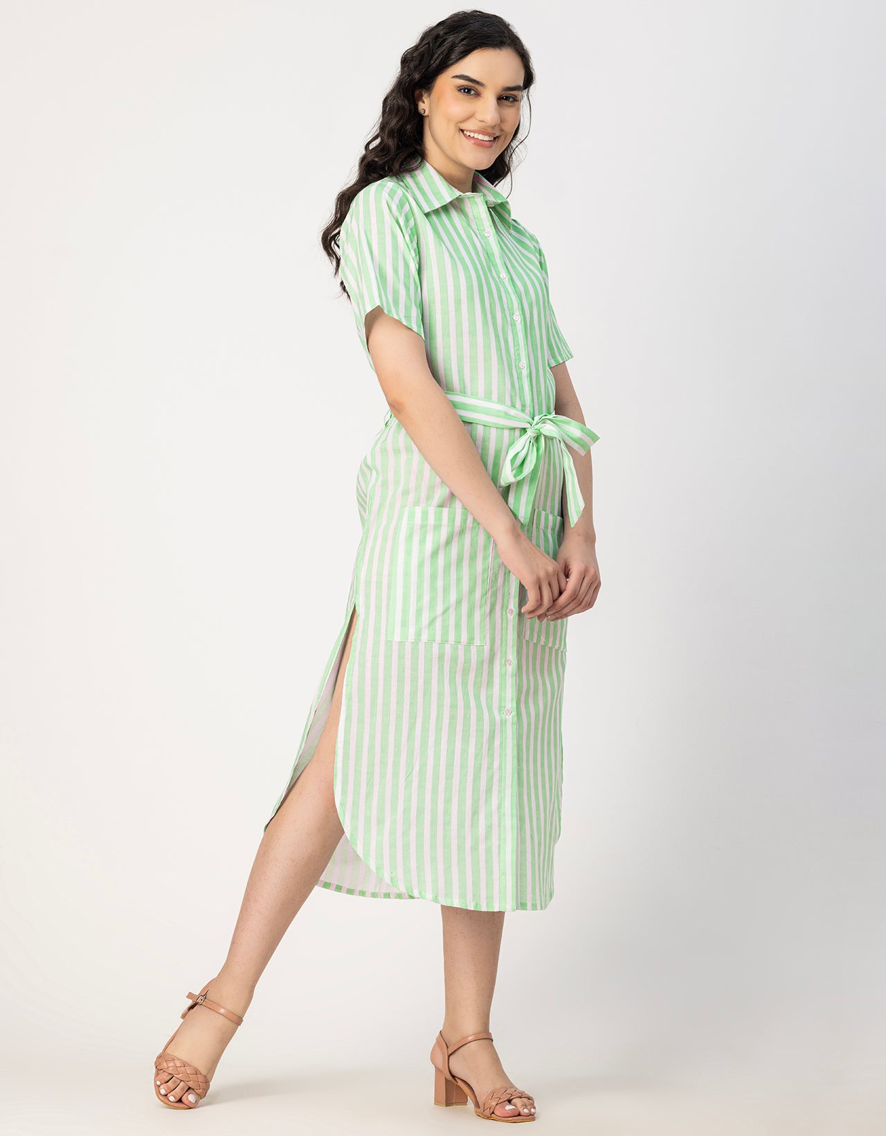 Short Sleeve Spread Collar Cotton Dress