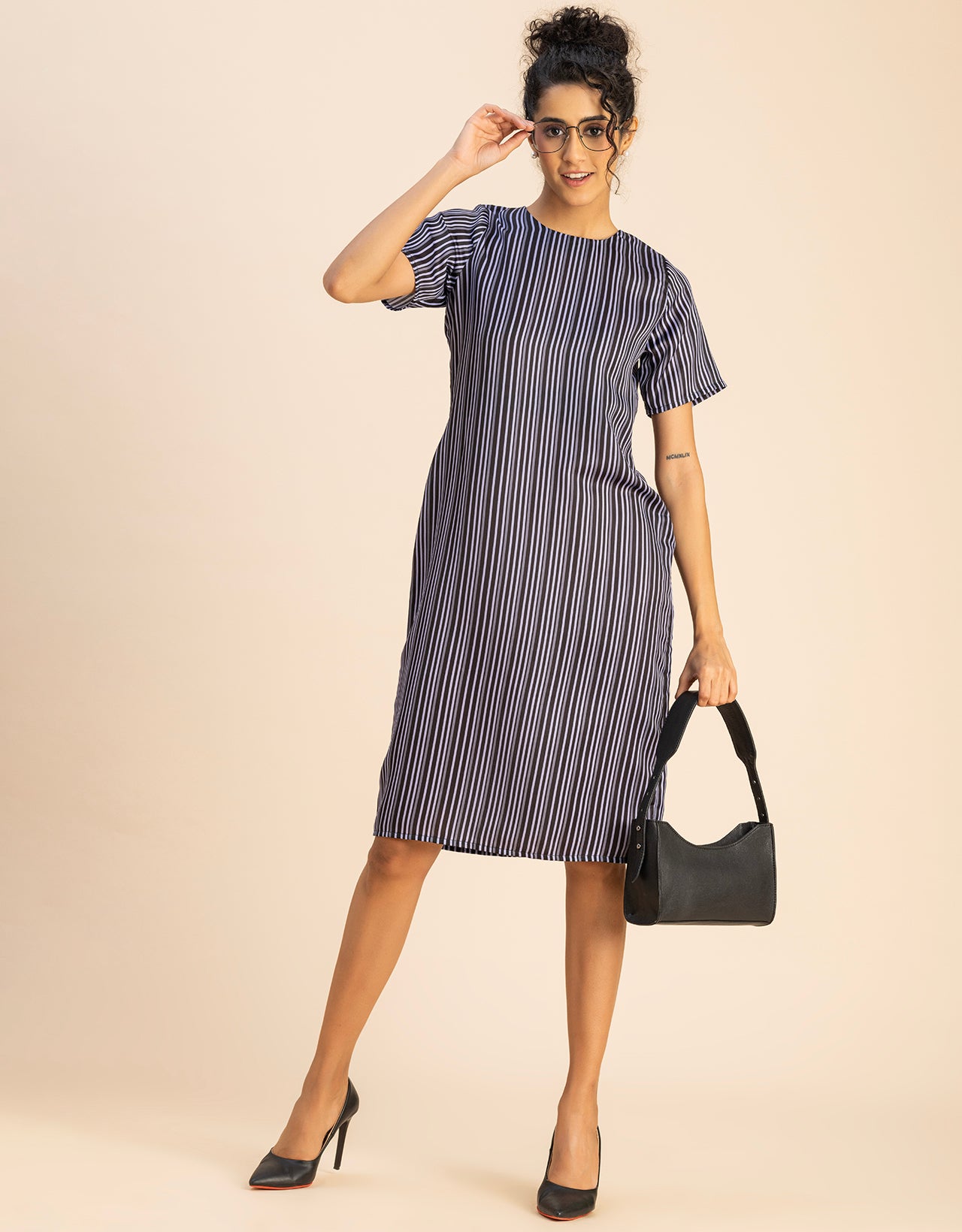 Short Sleeve Round Neck Printed Dress