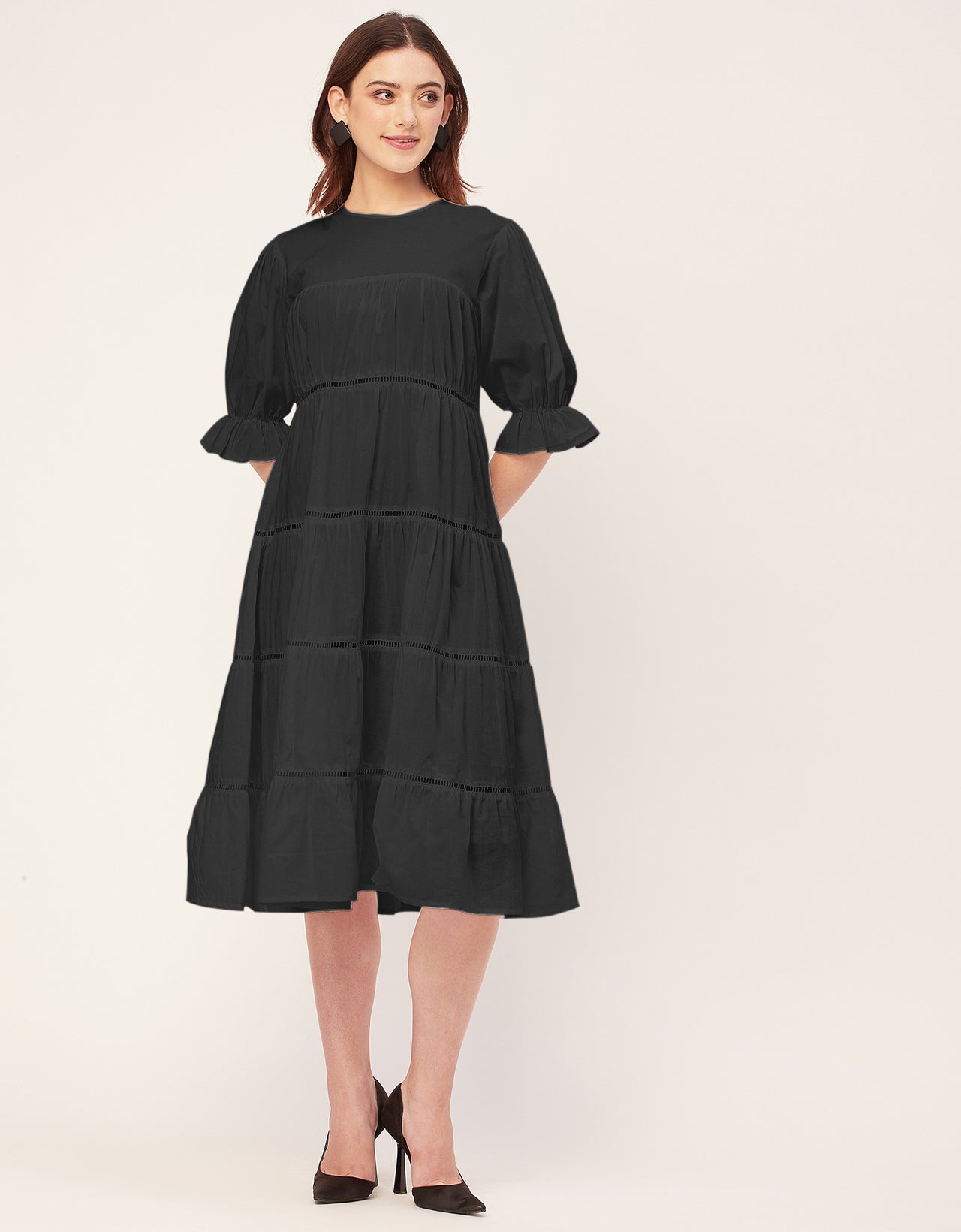 Short Sleeves Round Neck Tiered Cotton Dress