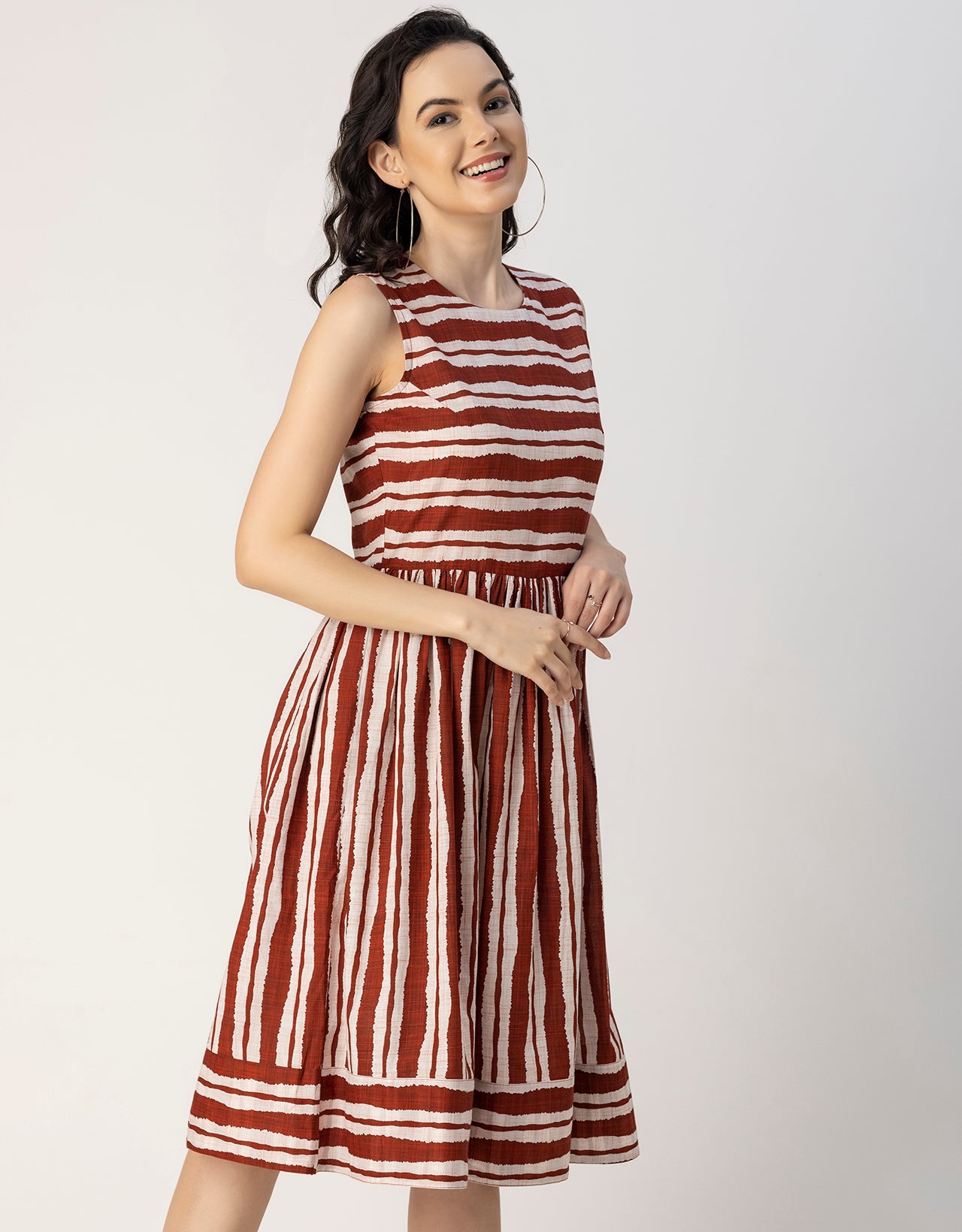 Sleeveless Round Neck Cotton Dress