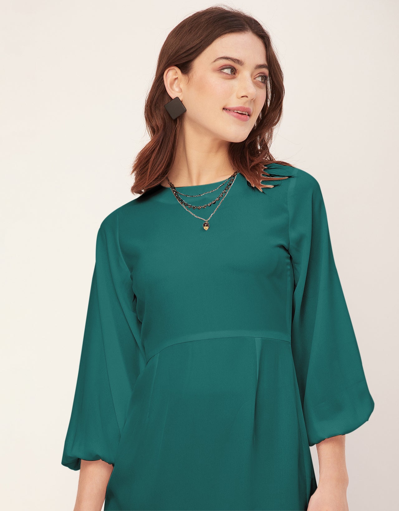 Boat Neck Bodycon Solid Georgette Dress