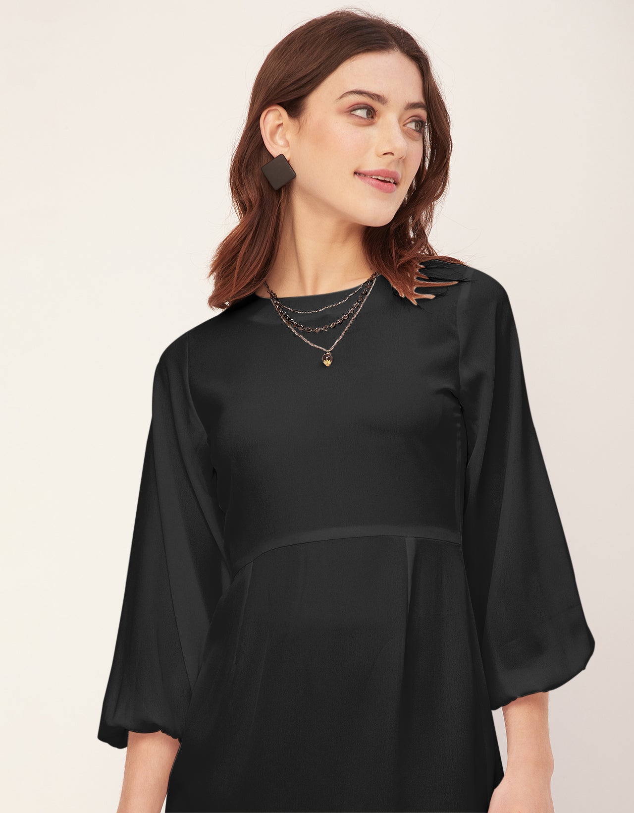 Boat Neck Bodycon Solid Georgette Dress