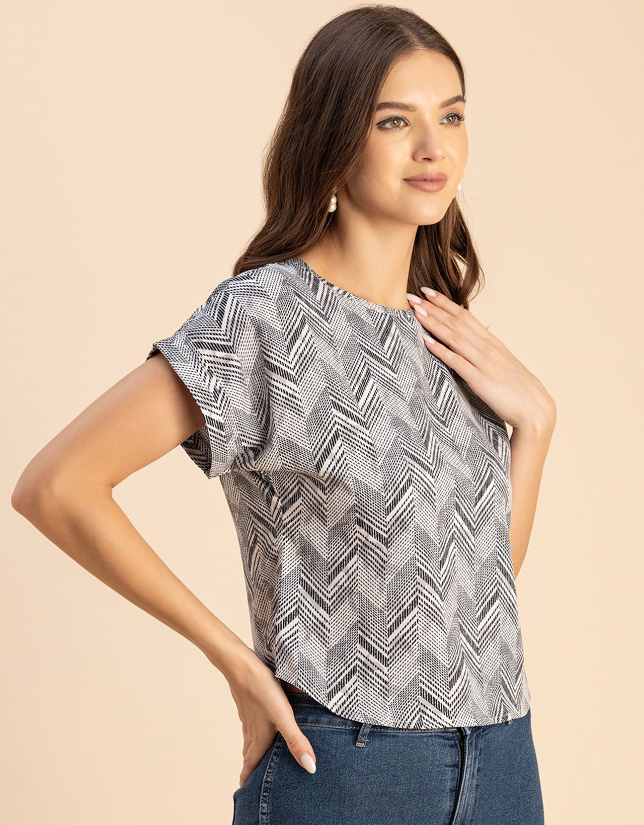 Round Neck Short Sleeve Printed Loose Fit Top