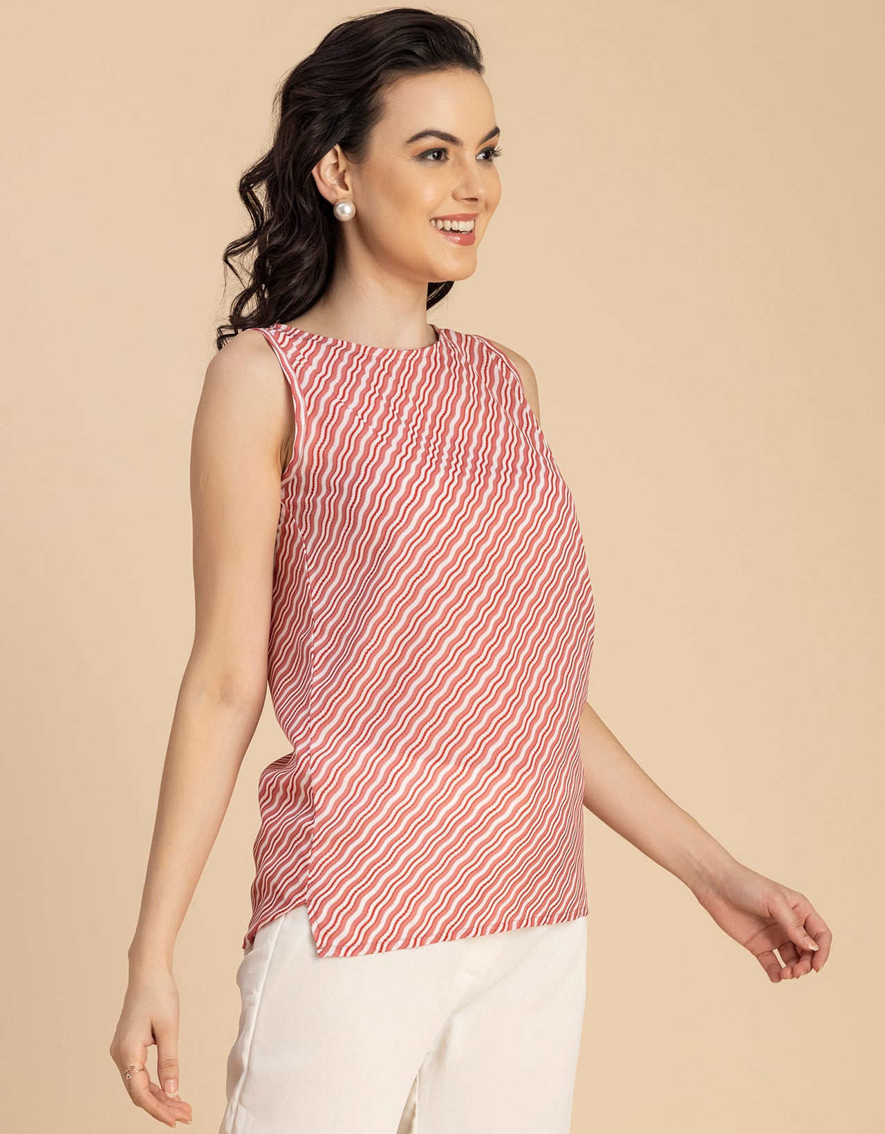 Sleeveless Boat Neck Printed Georgette Top