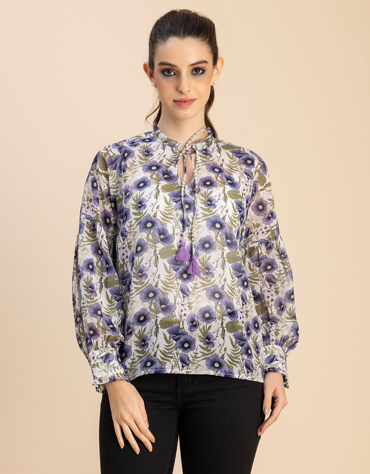 Fashionable V Neck/Tie Up Neck Top