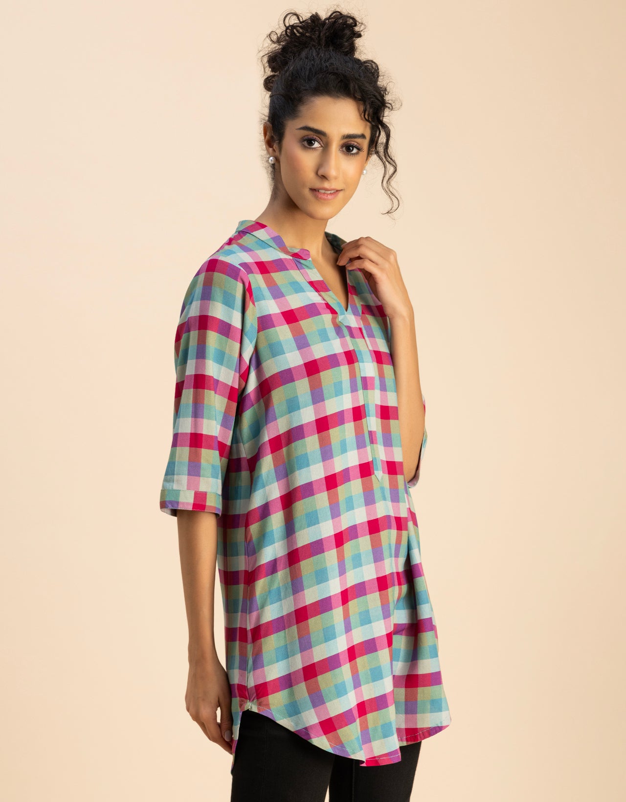 Printed Rayon quarter sleeve Mandarin Collar Top