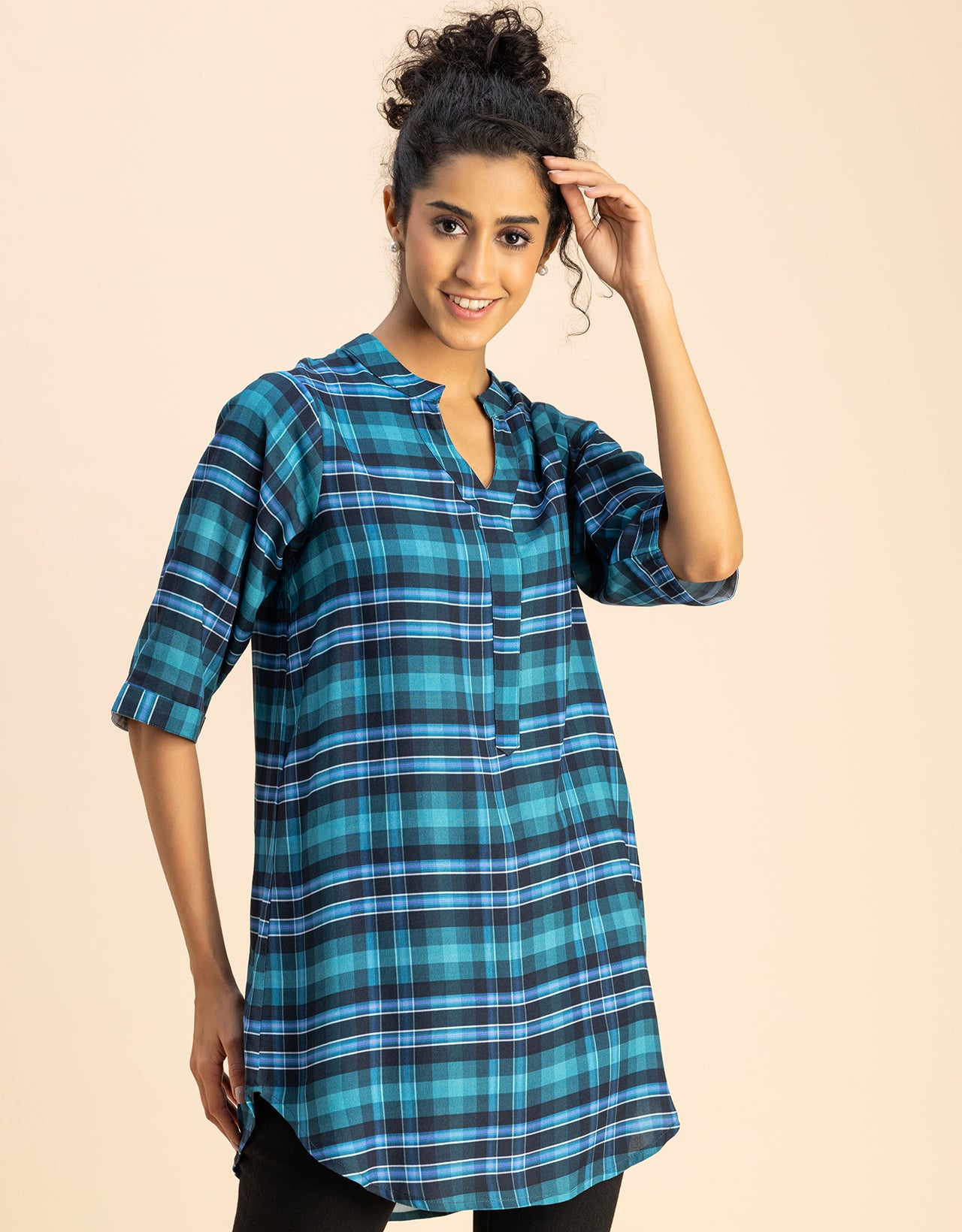 Printed Rayon quarter sleeve Mandarin Collar Top