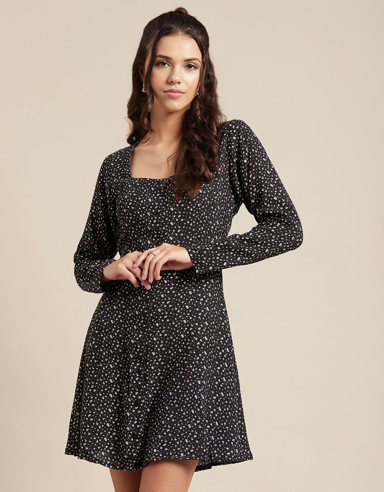 Long Sleeves Dress, Square Neck