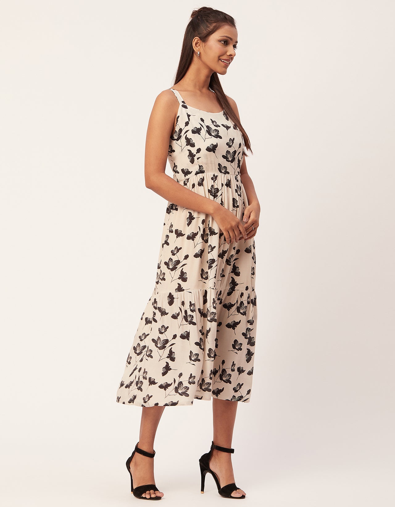 Sleeveless Chic Dress, Square Midi