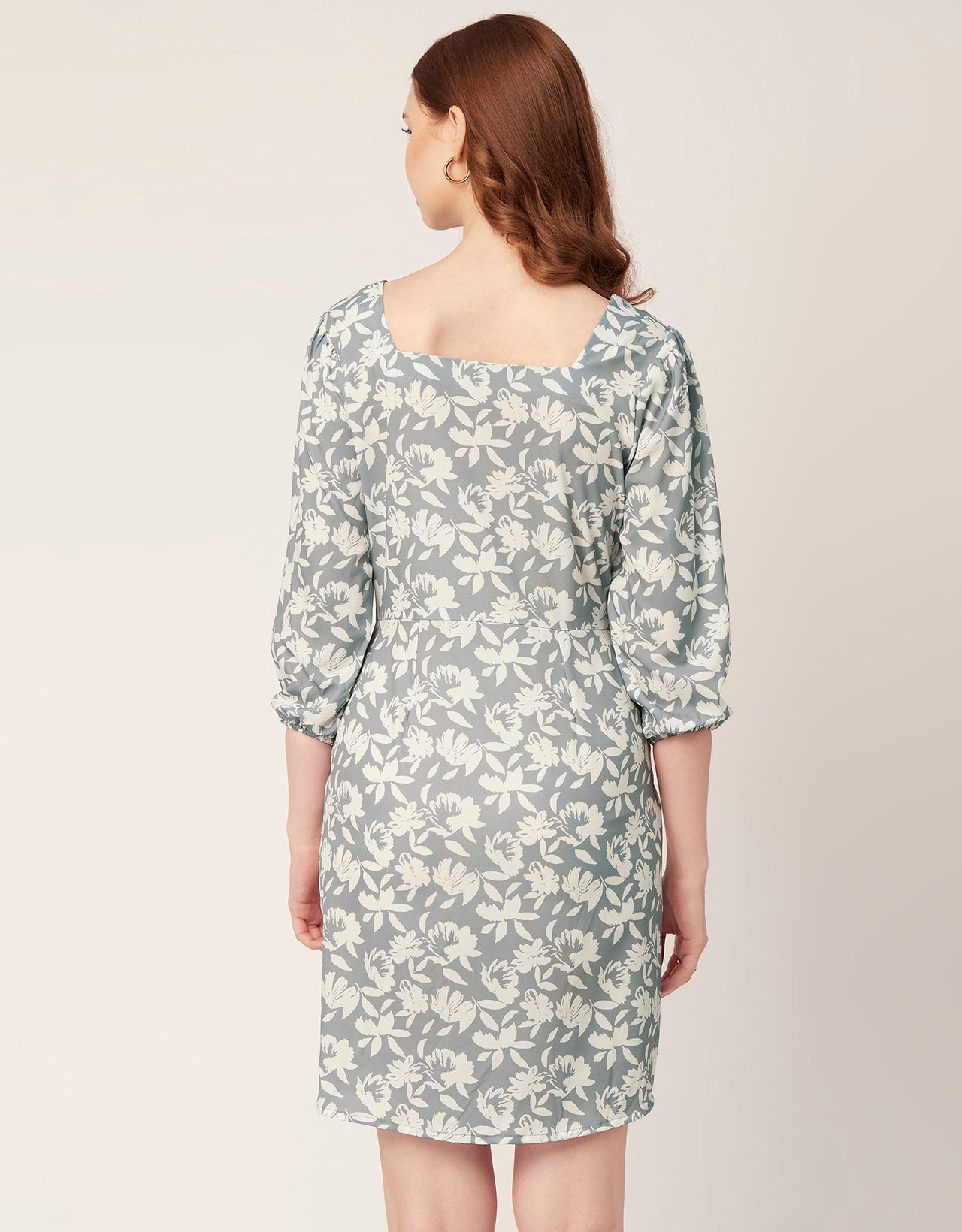 Short Button-Up Square Neck