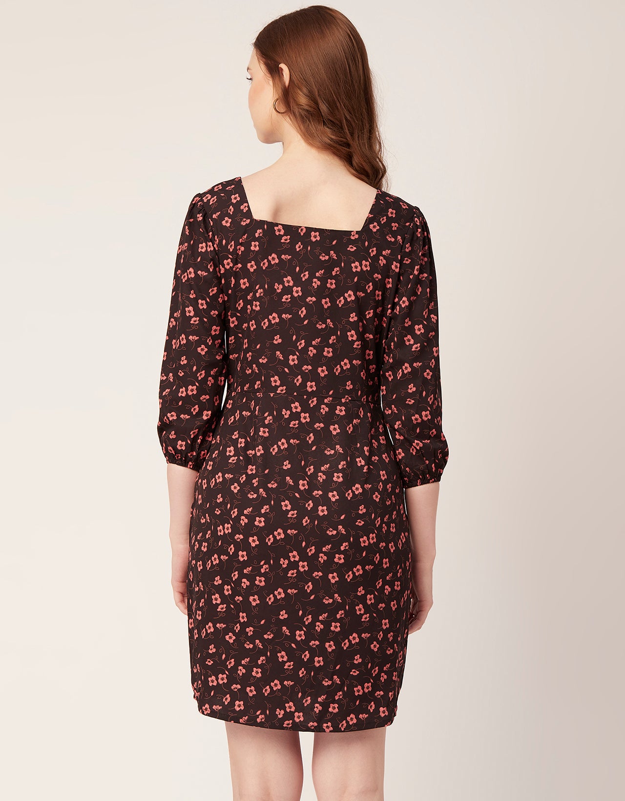 Short Button-Up Square Neck