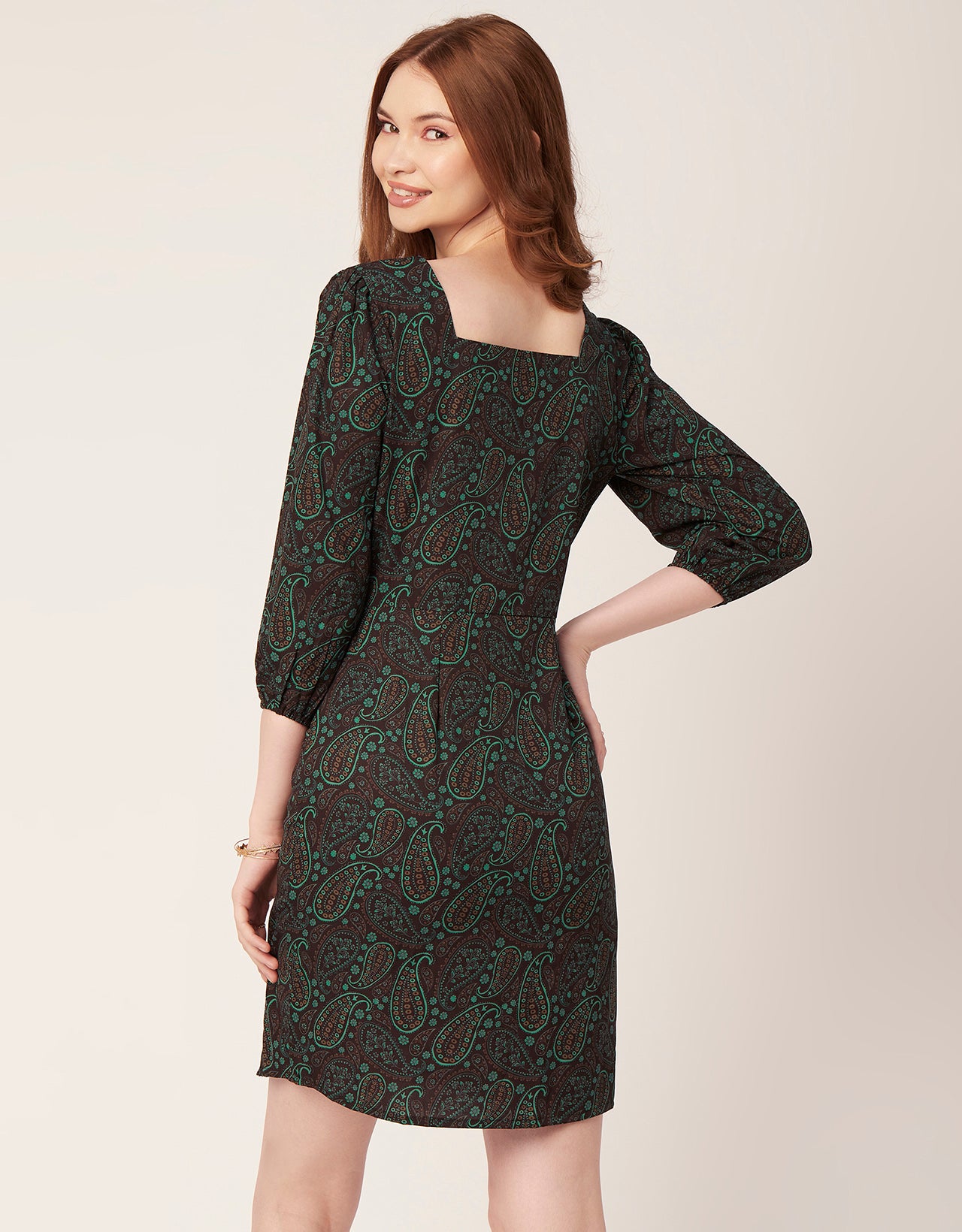 Short Button-Up Square Neck