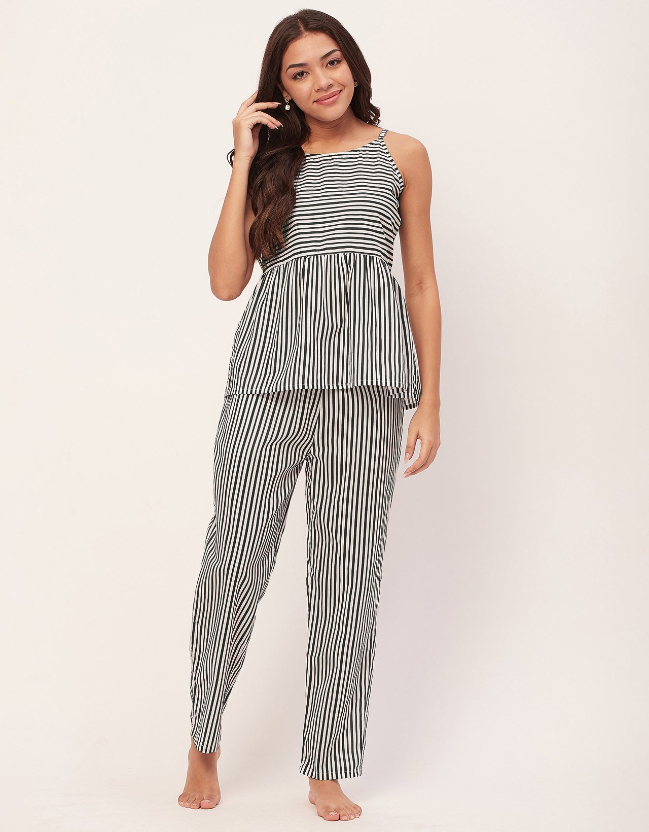 Sleeveless Nightsuit Set