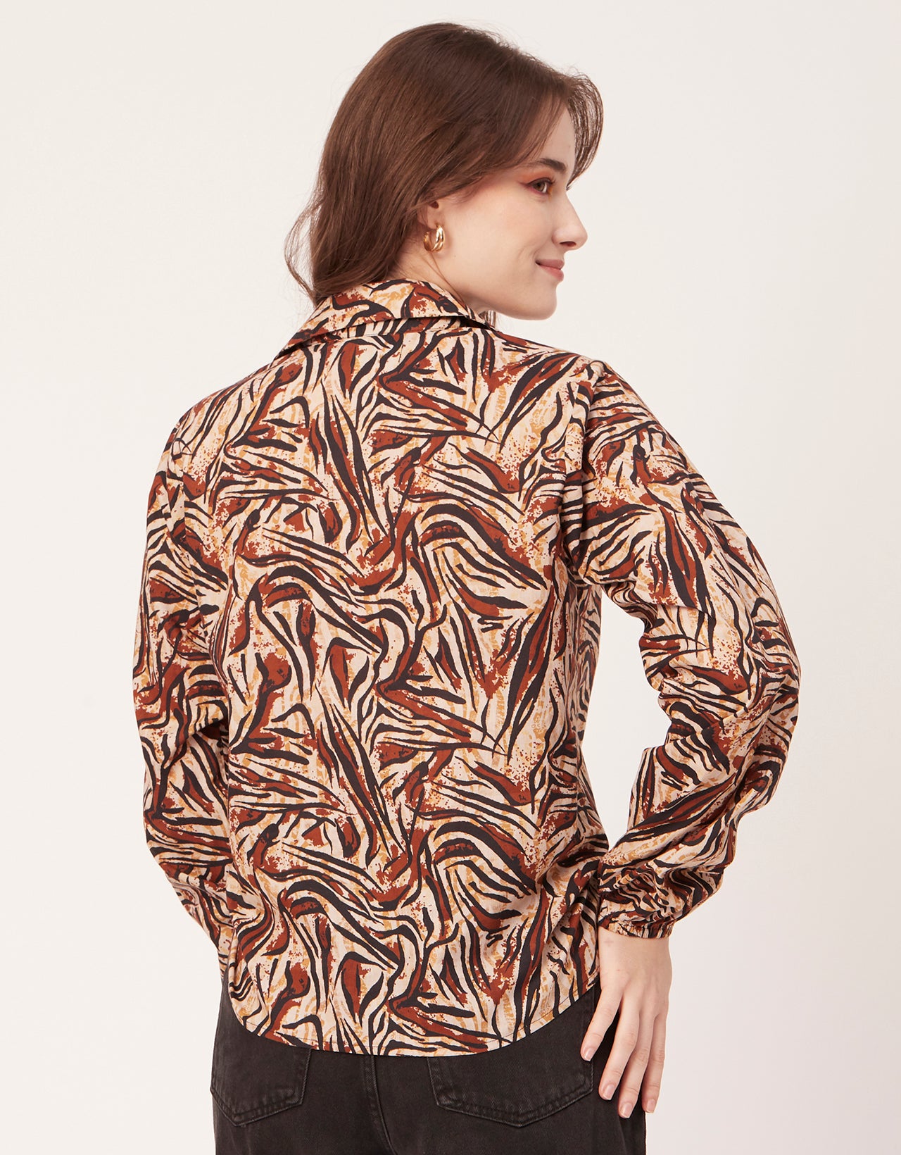 Full Sleeve Knot Crop Top