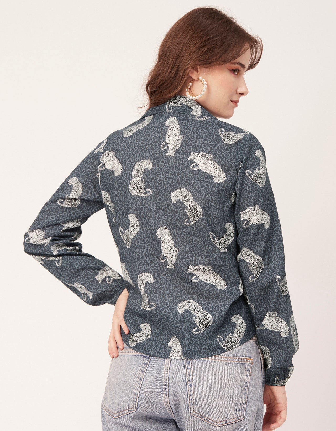 Full Sleeve Knot Crop Top