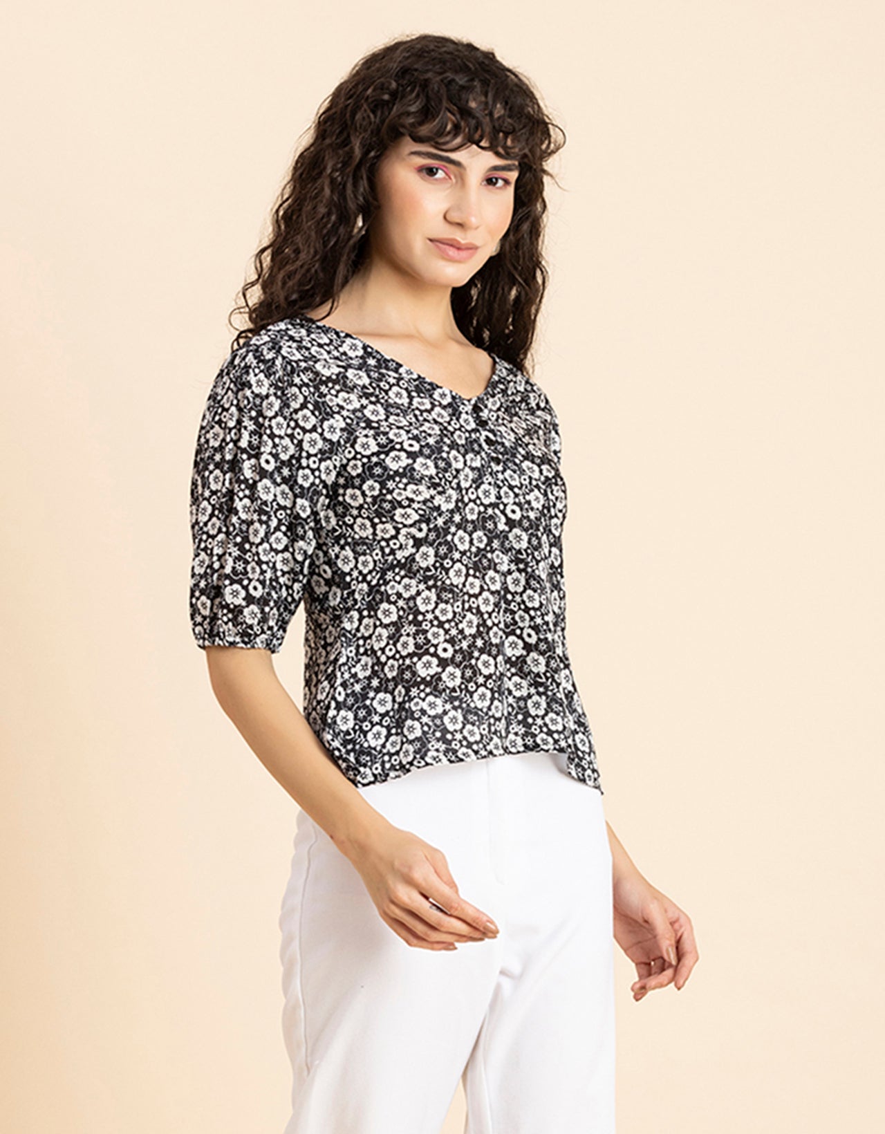 V-Neck Puff Sleeves Top