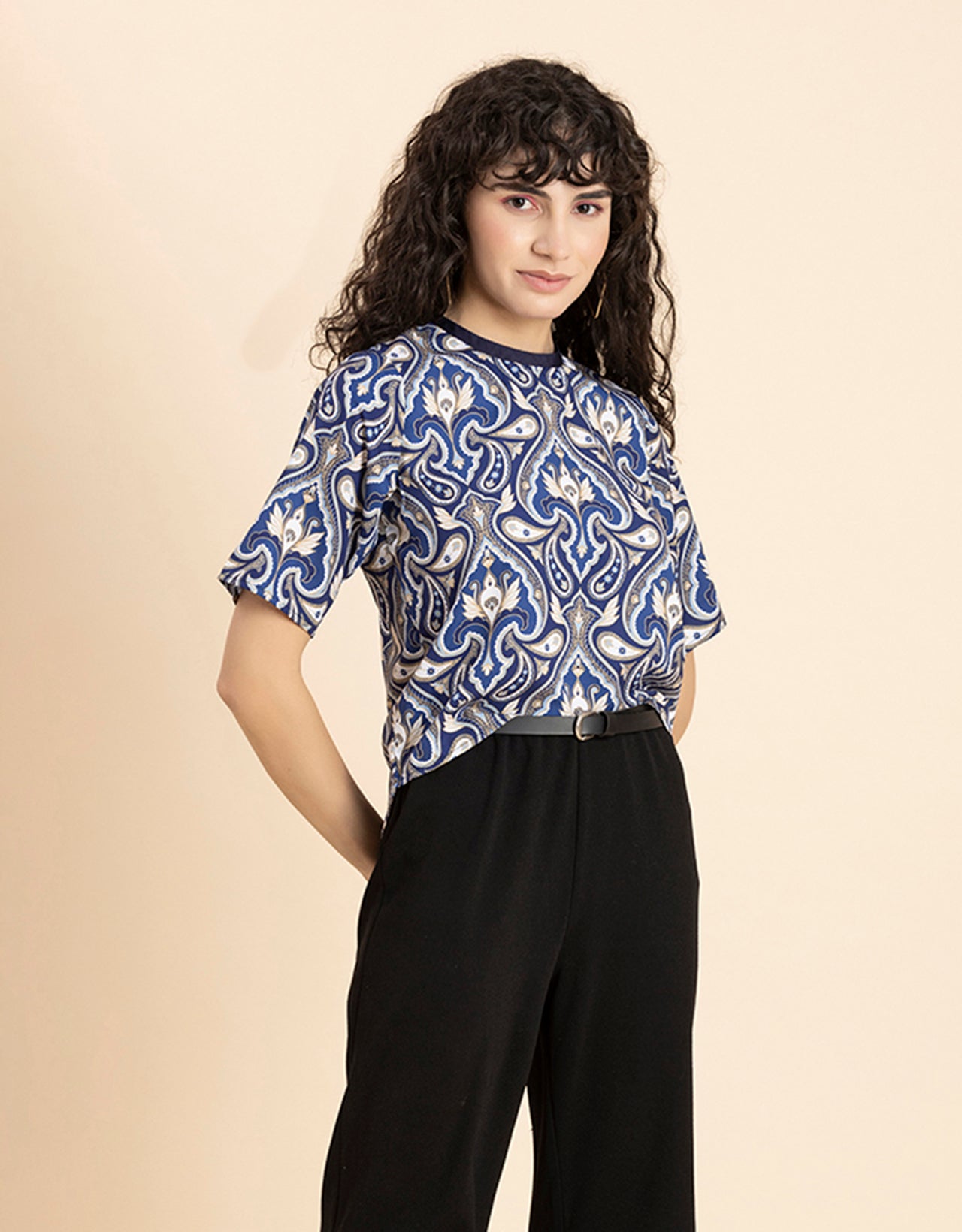 Loose-Fit Elbow Sleeves Top