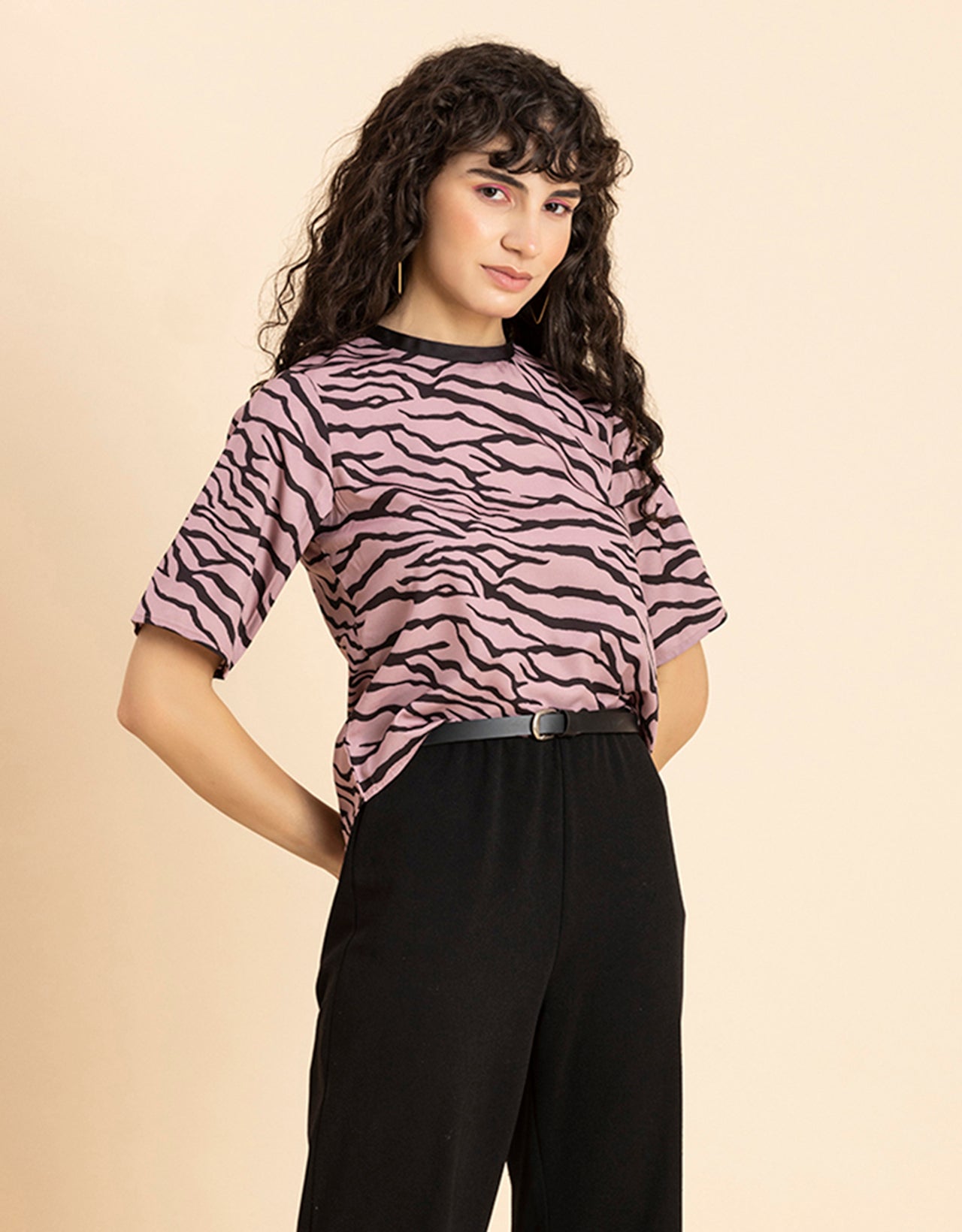 Loose-Fit Elbow Sleeves Top