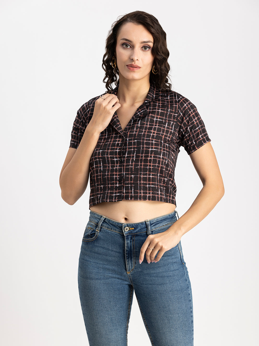 Crop Shirt Buttoned